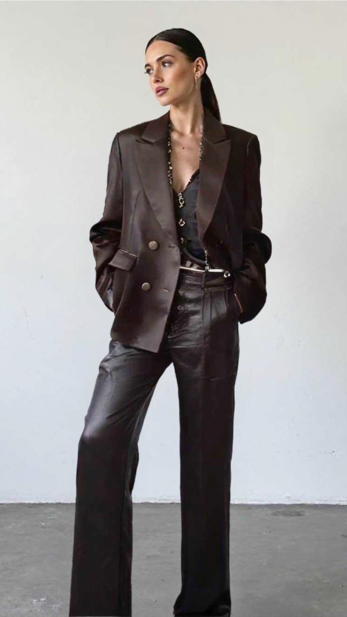 Tailleur in raso