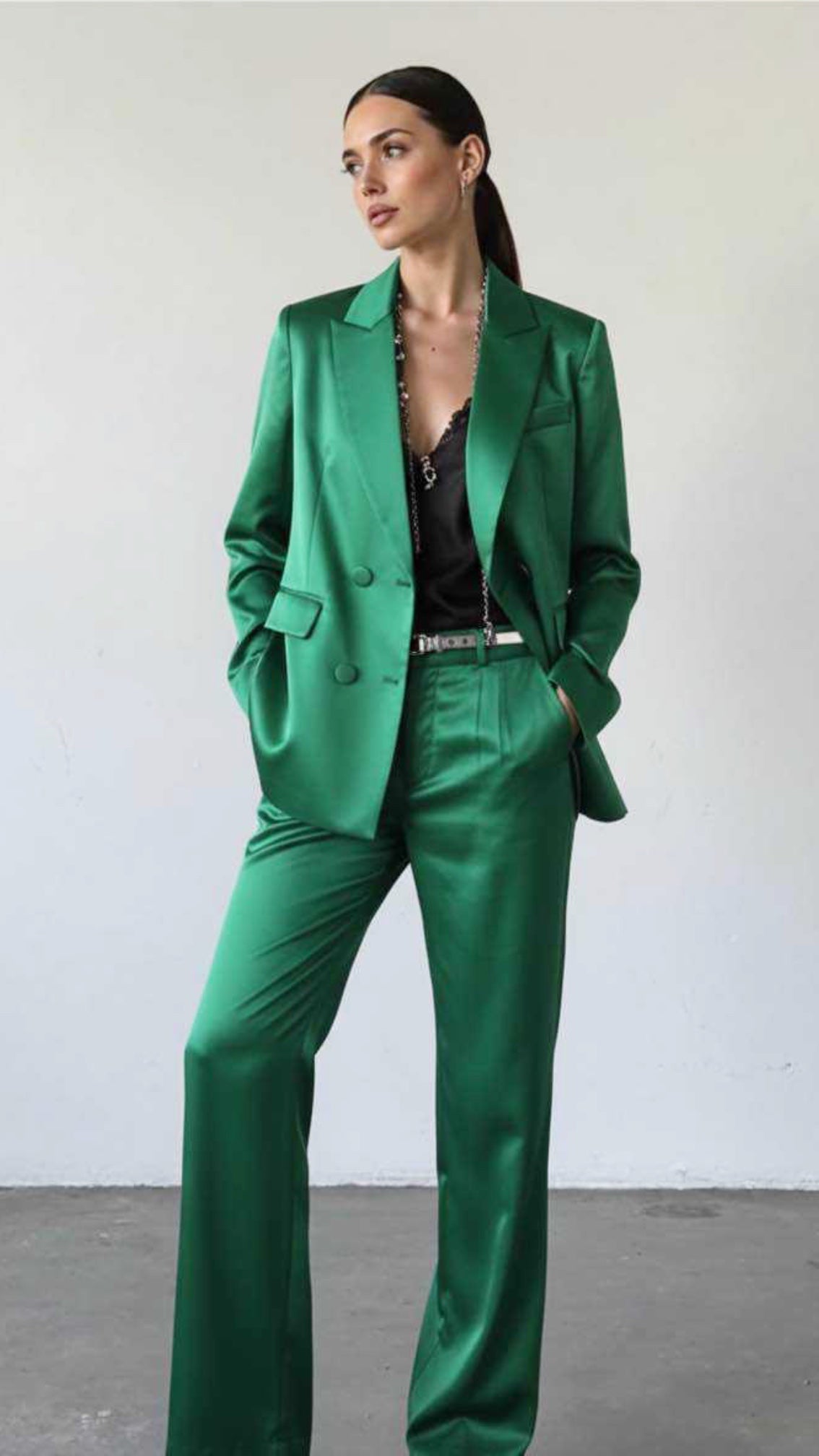 Tailleur in raso