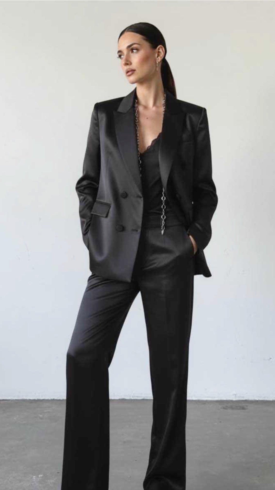 Tailleur in raso