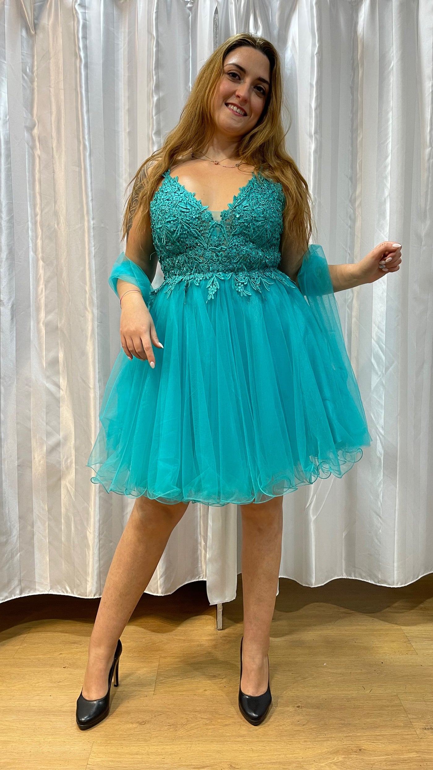 Miss corto curvy