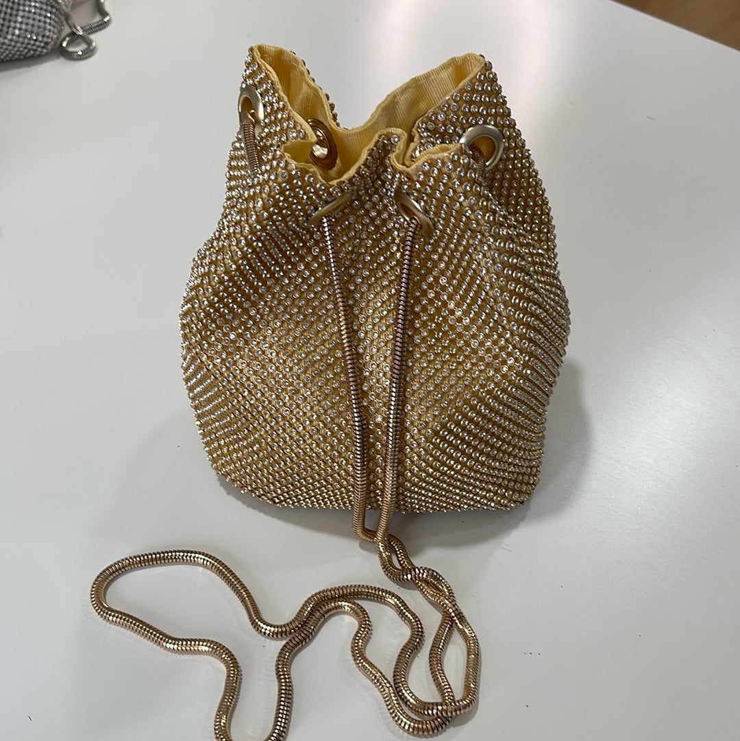Pochette a sacchetto