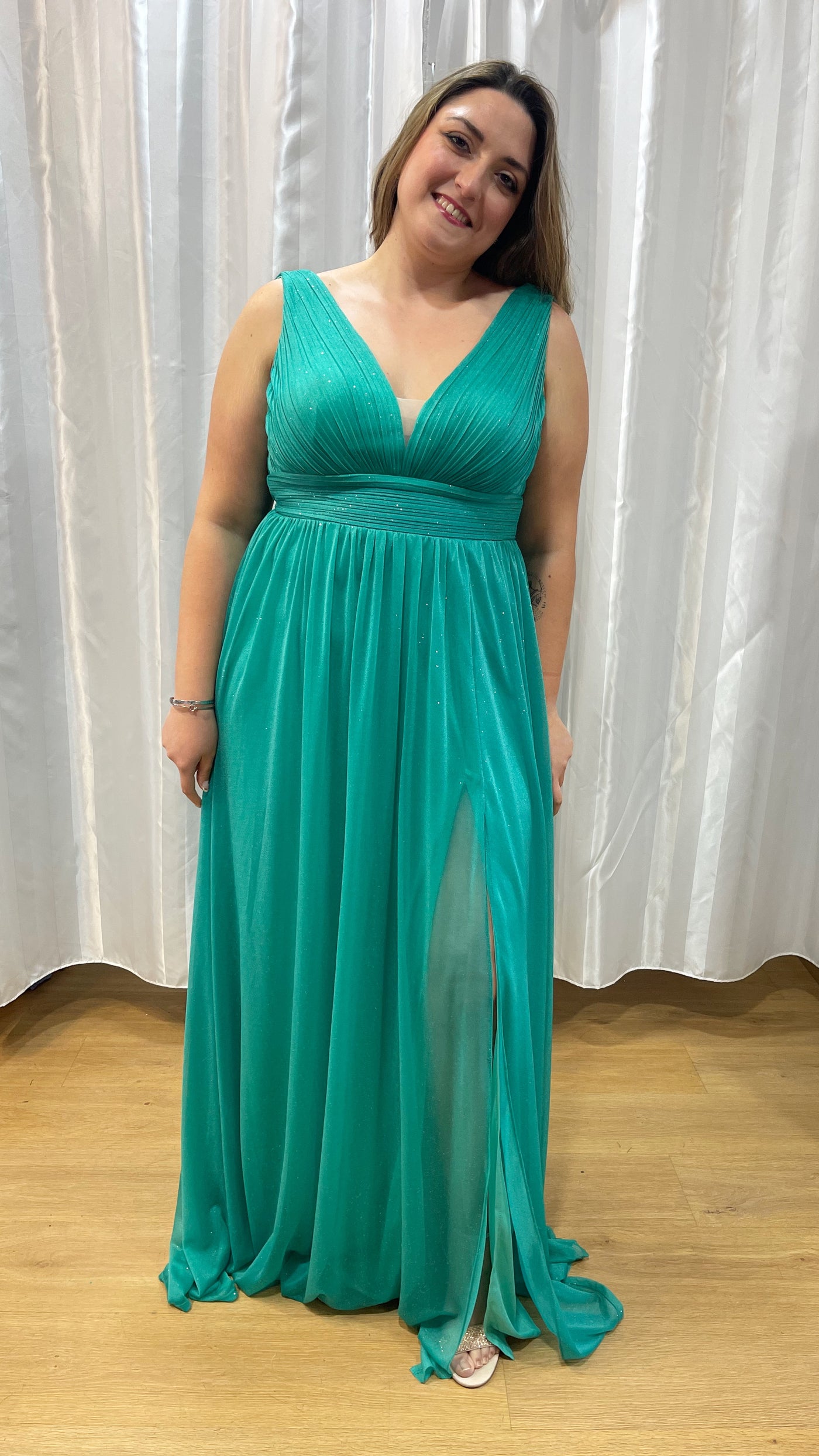Antica curvy con piume
