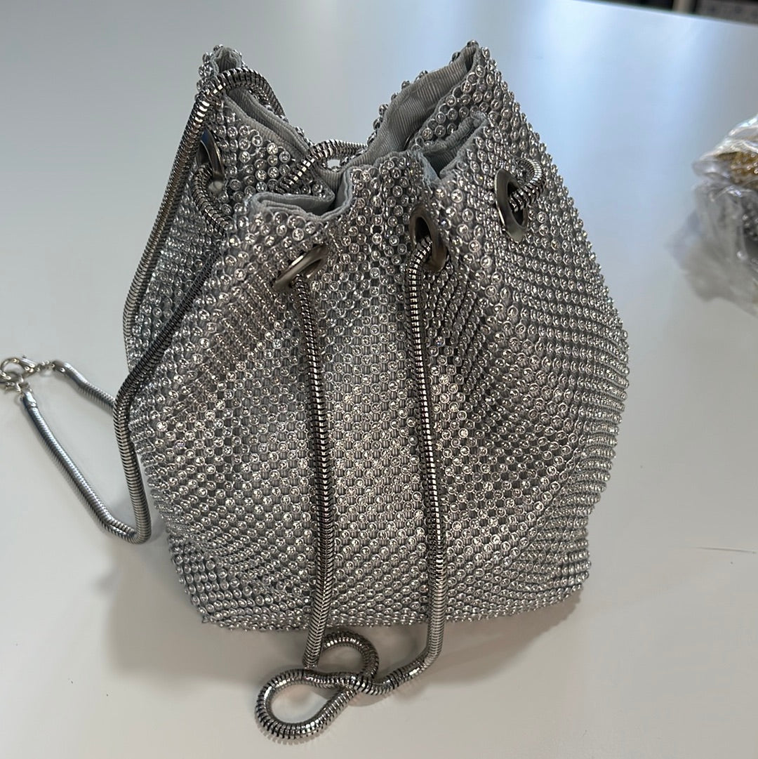 Pochette a sacchetto